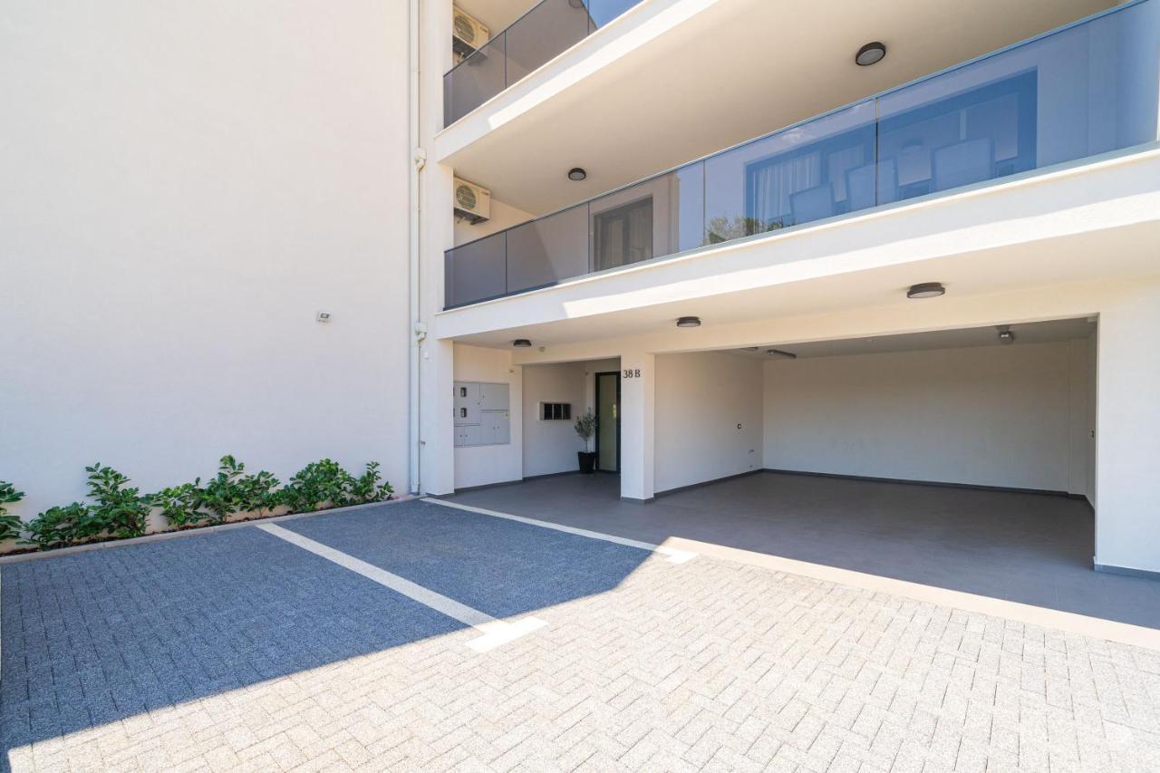 Luxumbra With Terrace And Free Parking