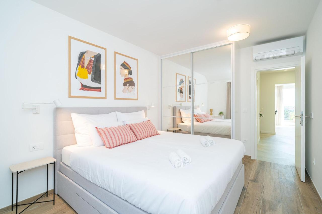 Apartmán Luxumbra With Terrace And Free Parking