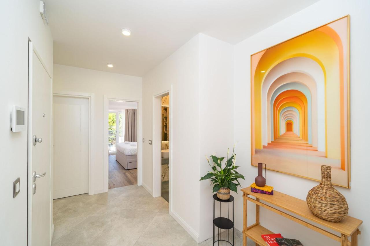 Luxumbra With Terrace And Free Parking Apartment