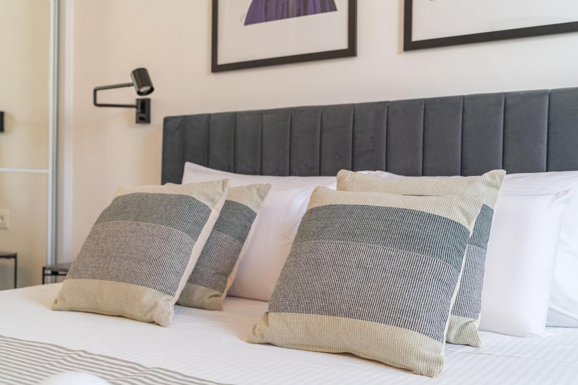 Apartment Luxumbra With Terrace And Free Parking *